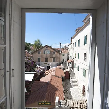 Katunaric Apartment Split